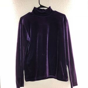 Vintage Women’s Velour Van Heusen Shirt